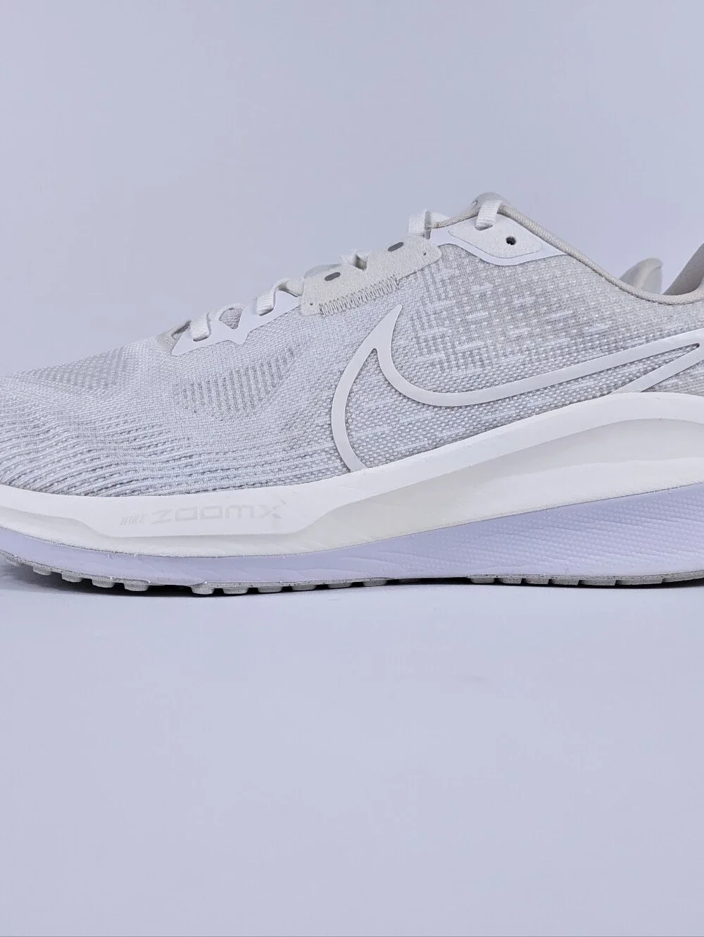 Nike Vomero 17 Mens 11.5 Max Cushion Neutral Road Running Shoes White ZoomX